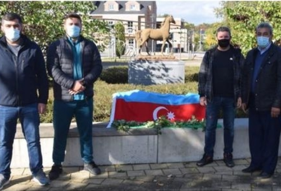 Belçikada Gəncə və Bərdə terrorlarının qurbanlarının xatirəsi anılıb