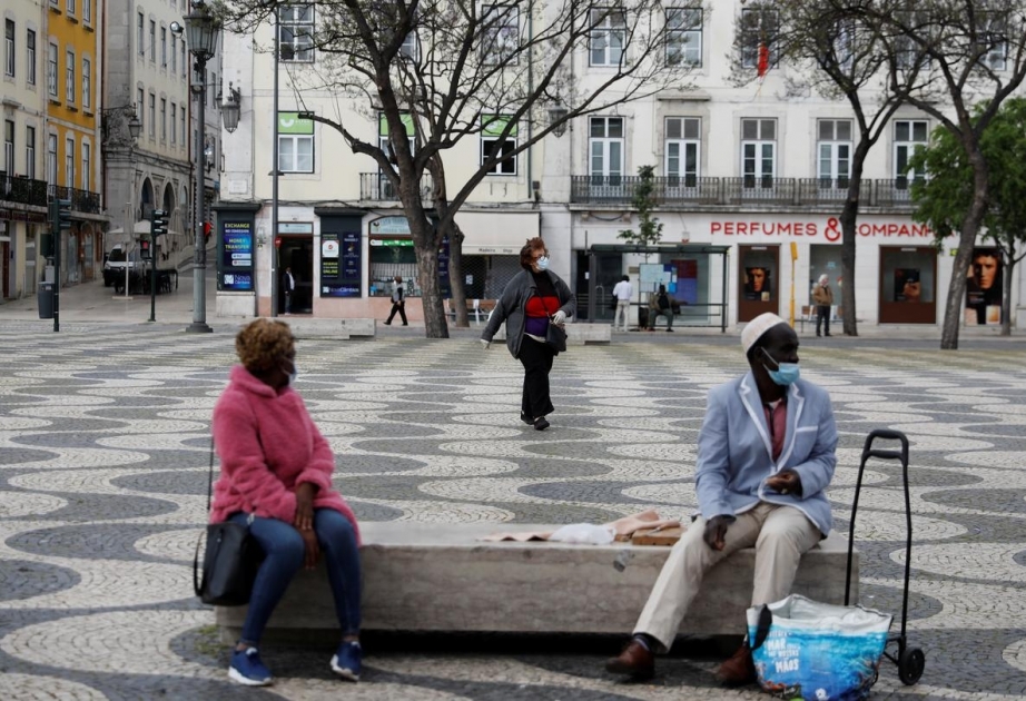 В Португалии в связи с пандемией 70 процентов населения соблюдают домашний режим
