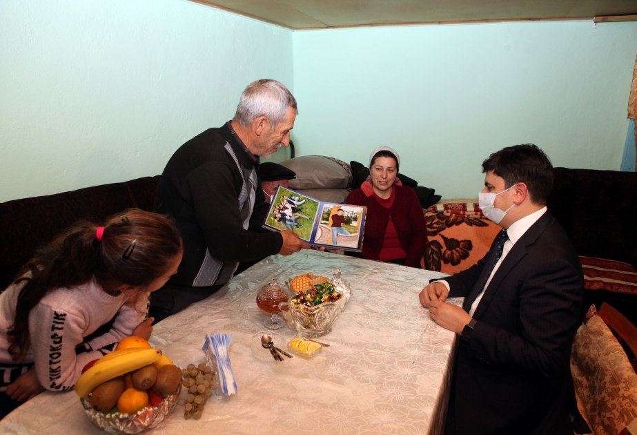 Sosial Xidmətlər Agentliyinin rəhbərliyi məşhur topçunun ailəsi ilə görüşüb VİDEO