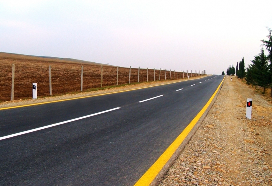 Agencia azerbaiyana completa la reconstrucción de la carretera en Shamají