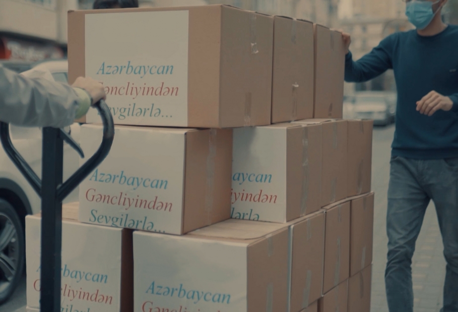 Gənclər əsgərlərimizə həm mənəvi, həm də sosial dəstək göstərməyə davam edir
