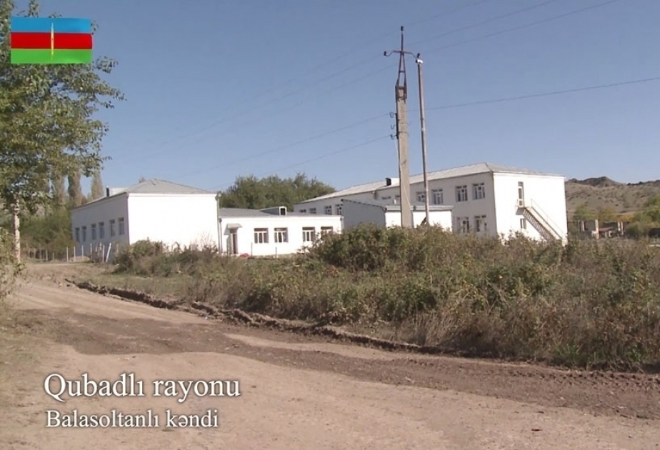 Verteidigungsministerium veröffentlicht Video aus dem Dorf Balasoltanli in Region Gubadli, das aus Okkupation befreit ist
