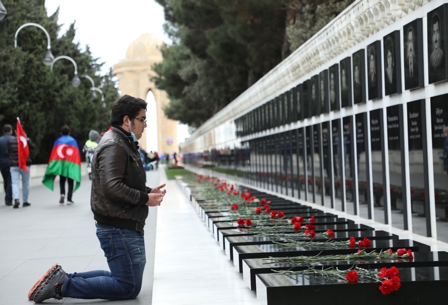 مقابر الشهداء، باكو، 8 نوفمبر عام 2020م – صور \
