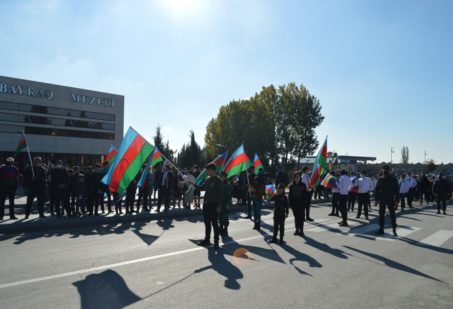 Balakənlilər Dövlət Bayrağı Gününü böyük coşqu ilə qeyd ediblər