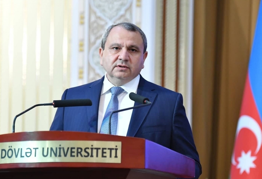 Müstəqilliyimizin və milli mənsubiyyətimizin müqəddəs rəmzi olan Azərbaycan Bayrağı