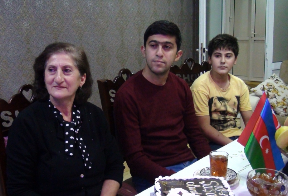 Ali Baş Komandanın böyük sevinc, qürur bəxş etdiyi şuşalı ailələrdən reportaj FOTO VİDEO