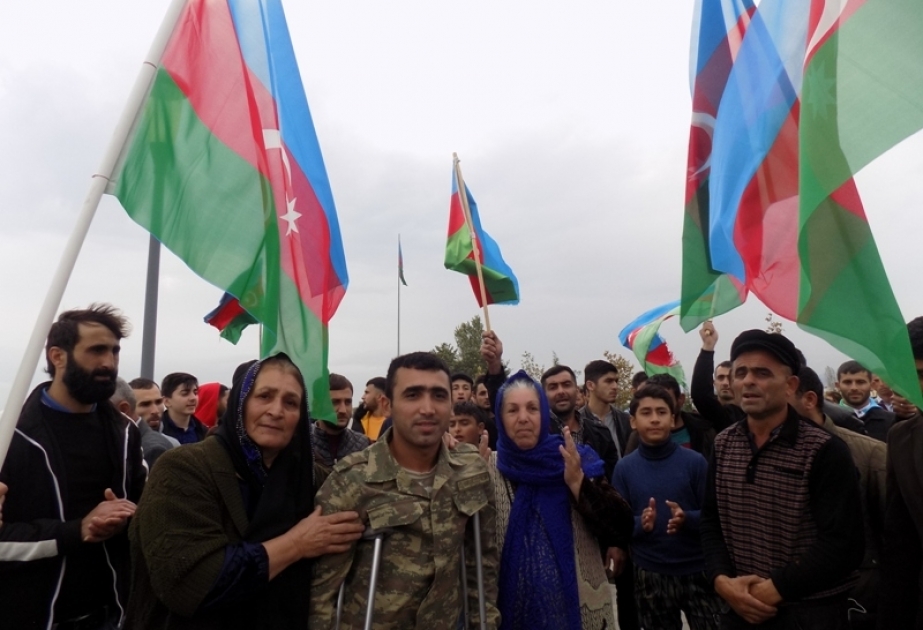 Şanlı Qələbənin sevinci: Tarixi zəfər Astara rayonunda da bayram sevinci ilə qarşılanıb