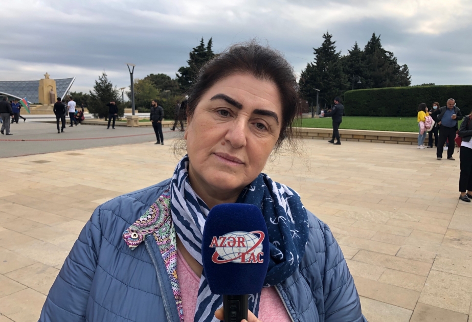Paytaxt sakini: Bu gün adi gün deyil...