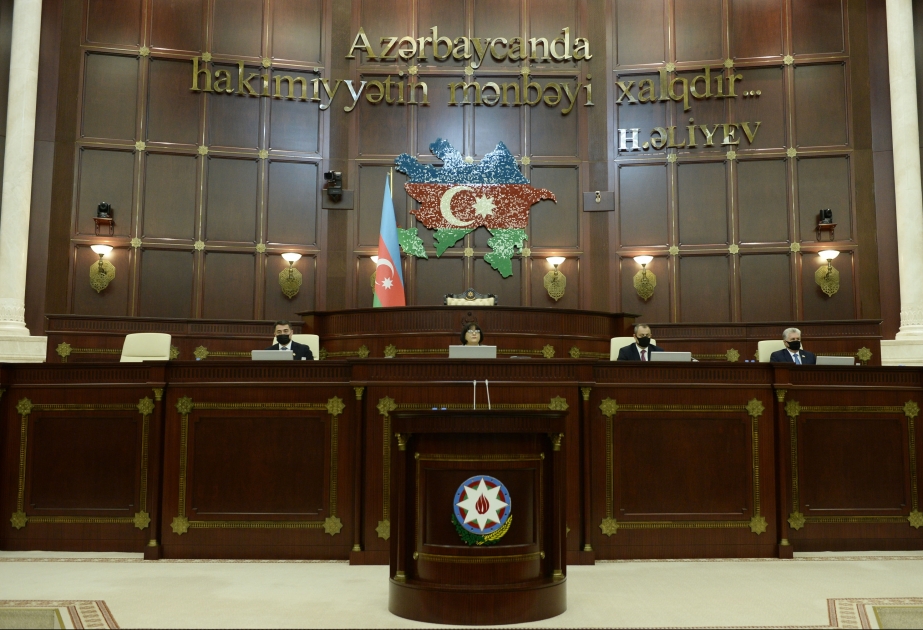 Milli Məclisin sədri: Azərbaycan xalqı 30 ildən bəri gözlədiyi böyük Qələbənin sevincini yaşayır