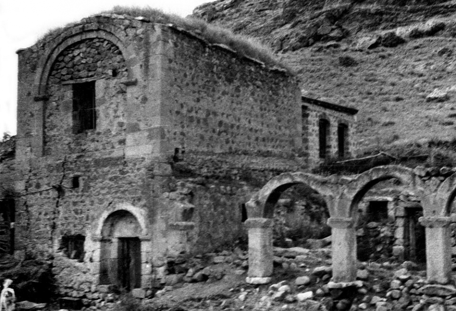 Laçın rayonunda yerləşən abidələr erməni vandalizminin qurbanı olub
