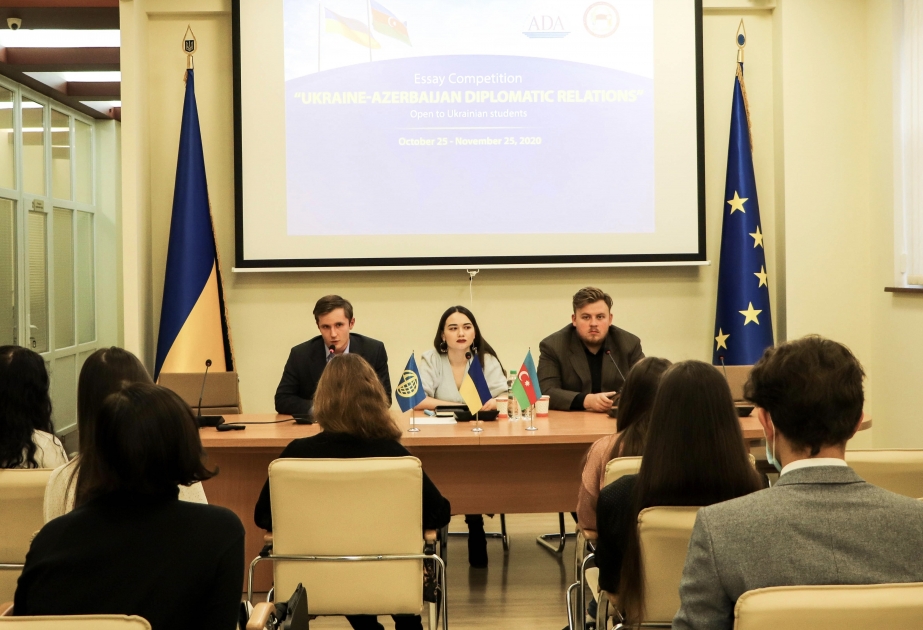 Kiyevdə tələbələr üçün Ukrayna-Azərbaycan diplomatik münasibətlərinə həsr olunan tədbir keçirilib
