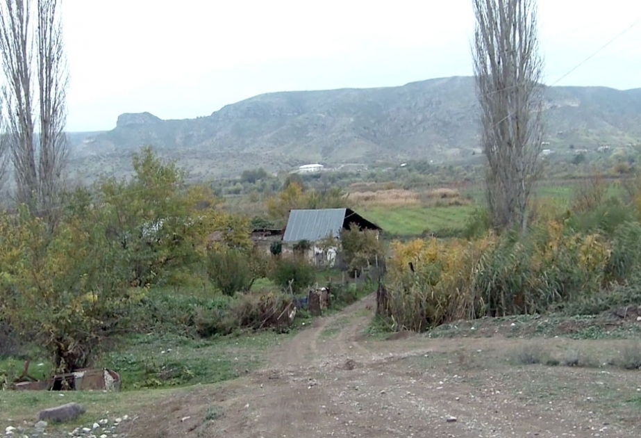 Reportage vidéo des villages de Khendek et Mouradkhanly de la région de Goubadly, libérés de l’occupation VIDEO
