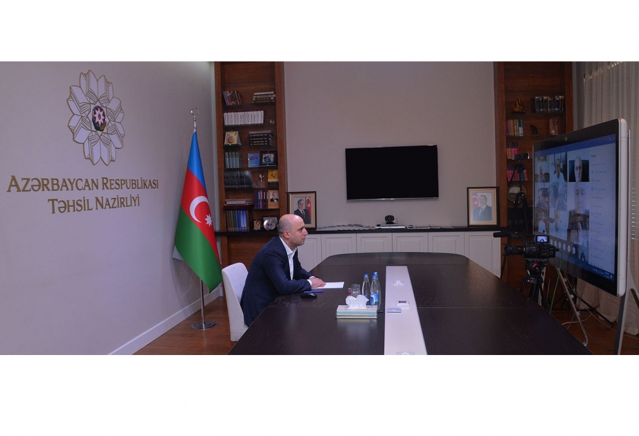 Təhsil naziri İctimai Şura üzvləri ilə onlayn görüşüb