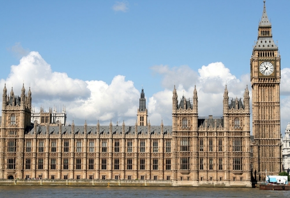 Grupo de pares de la Cámara de los Lores del Parlamento del Reino Unido envía una carta a The Times