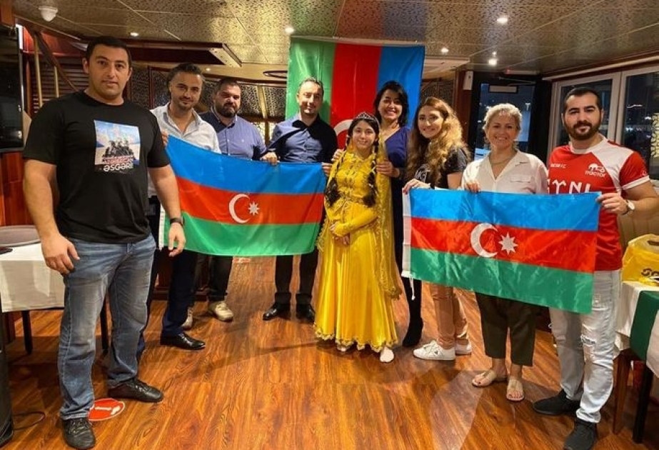 BƏƏ-də yaşayan azərbaycanlılar tarixi Qələbəmizi qeyd ediblər