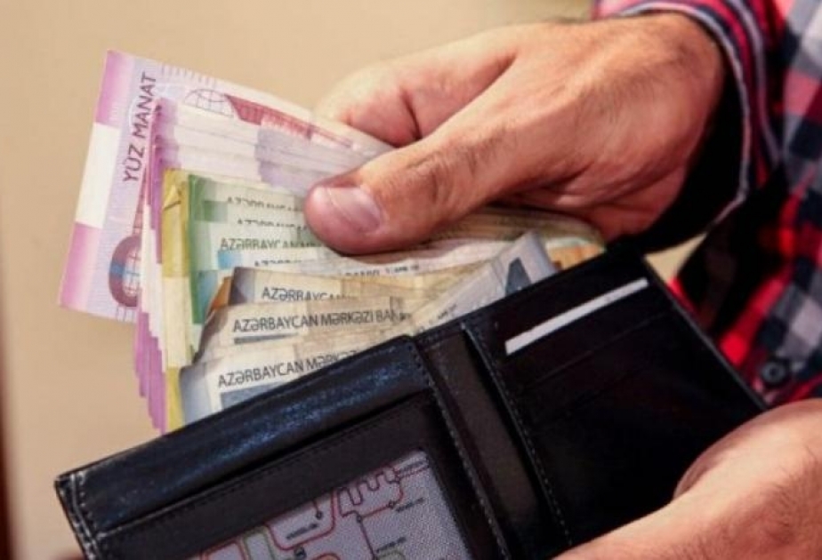 Muzdla çalışanların orta aylıq əməkhaqqı 706,6 manat olub