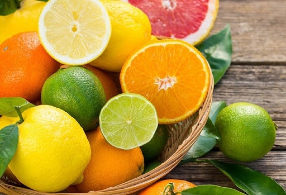 Payız mövsümündə C vitamini ilə zəngin qidalar daha çox qəbul edilməlidir