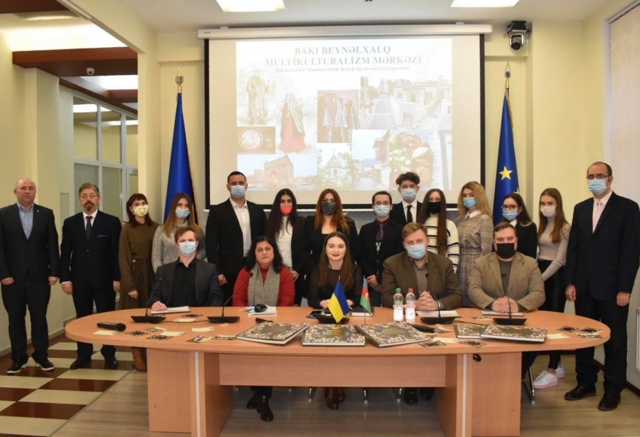 Kiyevdə Azərbaycan multikulturalizminə həsr olunan dəyirmi masa təşkil edilib VİDEO