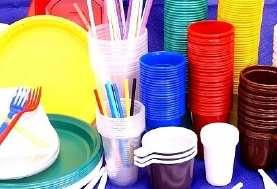 Azerbaiyán importa casi 170 mil toneladas de plásticos y productos plásticos de enero a noviembre de 2020