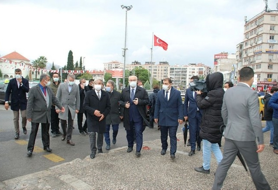 Baş verən zəlzələdən sonra İzmirdə COVID-19-a yoluxanların sayı üç dəfə artıb