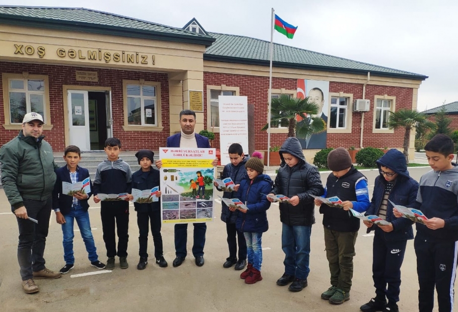 UNICEF-in Azərbaycan nümayəndəliyi ANAMA-nın partlayıcı sursatların təhlükəsinə dair maarifləndirmə fəaliyyətinə dəstək olub