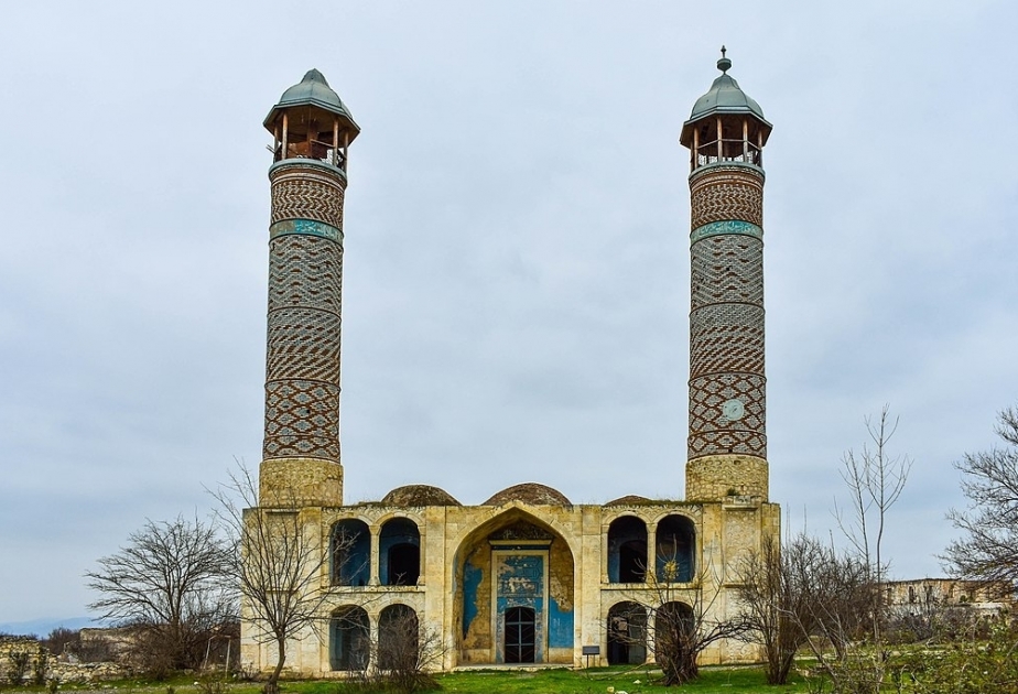 Nach 27 Jahren in der Juma-Moschee in Aghdam zum ersten Mal Azan ausgerufen