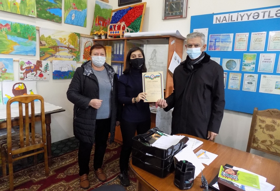 Astarada yeniyetmə və gənc həvəskar rəssamlar mükafatlandırılıblar