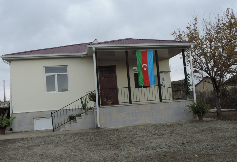 Las llaves de las nuevas casas fueron entregadas a las familias de los mártires y discapacitados de la guerra de Karabaj