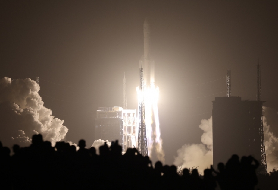 Çin Aydan nümunələr gətirəcək “Çanye-5” kosmik aparatını orbitə çıxarıb VİDEO