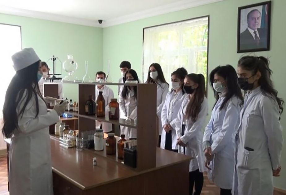 Naxçıvan Dövlət Universitetinin tələbələri istehsalat təcrübəsi keçirlər