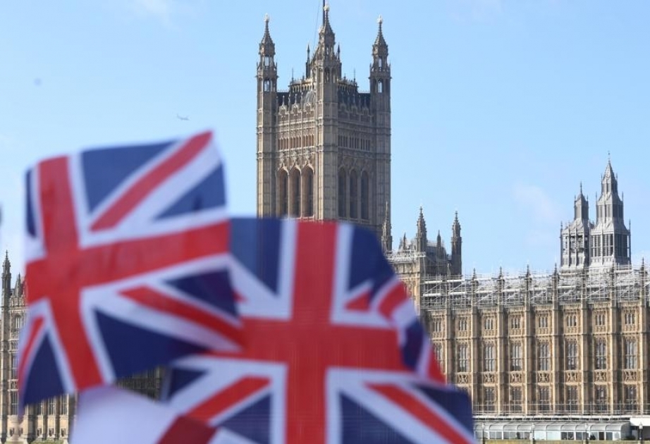 Reino Unido reducirá cuarentena para viajeros desde el exterior