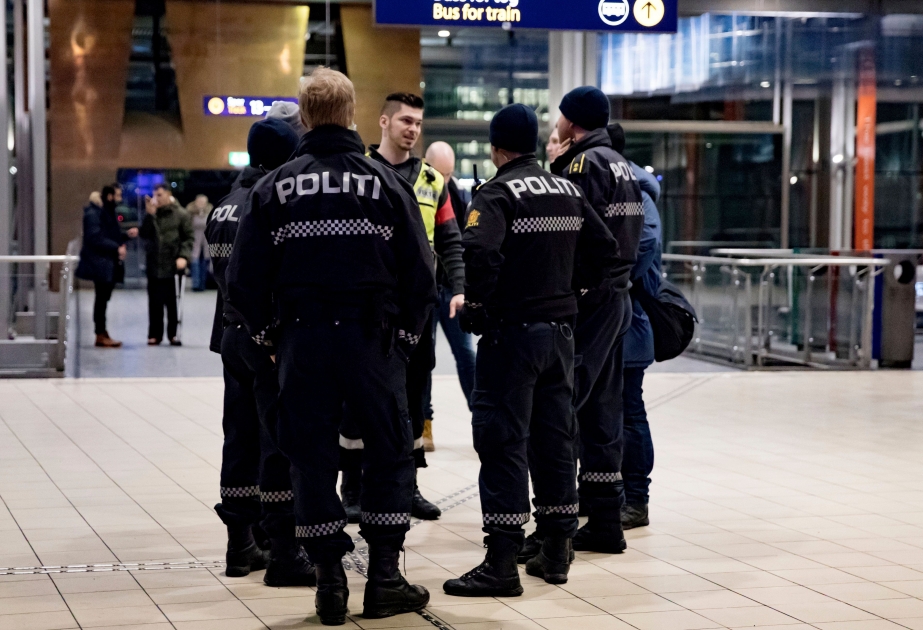 Norveç polisi vətəndaşları koronavirus məhdudiyyətlərinin pozulmasına görə cərimə edəcək