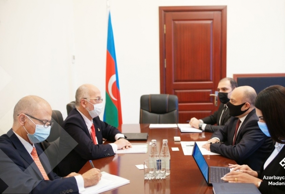 Embajador de México se reúne con el ministro interino de Cultura de Azerbaiyán