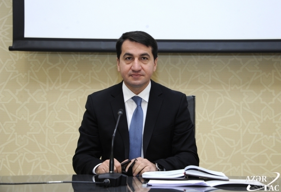 Hikmet Hajiyev: Vertreter des diplomatischen Korps in Aserbaidschan sind Augenzeuge enormer Zerstörungen durch schwerer Raketen- und Artillerie-Angriffe