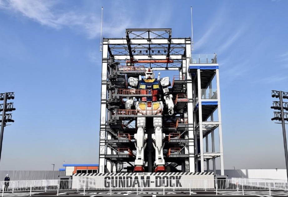 Yaponiyada nəhəng “Gundam” robotu ictimaiyyətə təqdim edilib