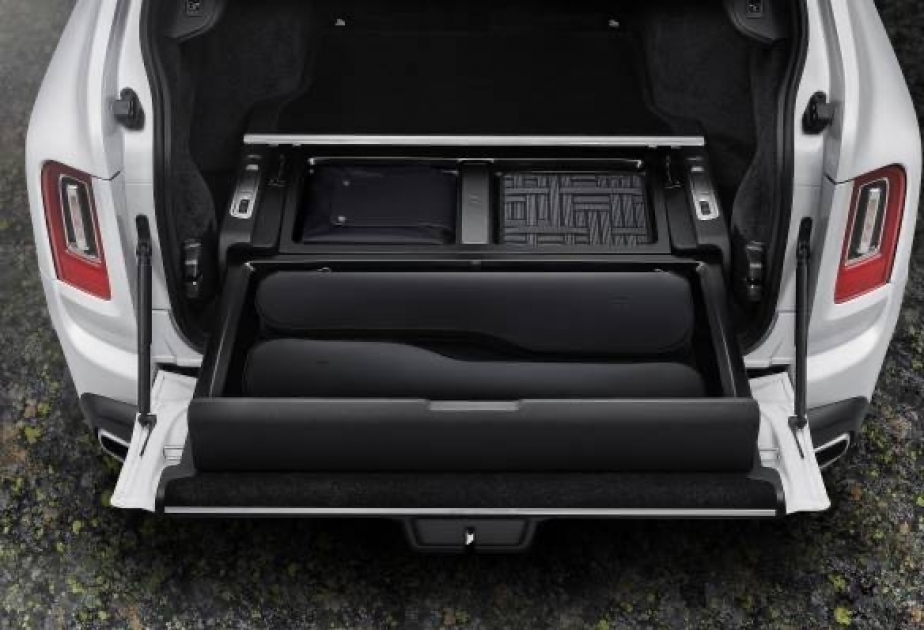 ®  “Rolls-Royce” yeni qatlanan oturacaq “Pursuit” aksesuarını təqdim edir
