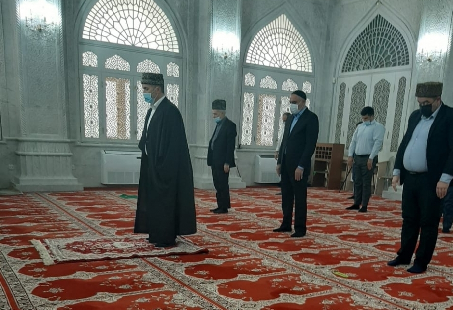 Se honró la memoria de los mártires en la mezquita Bibiheybat