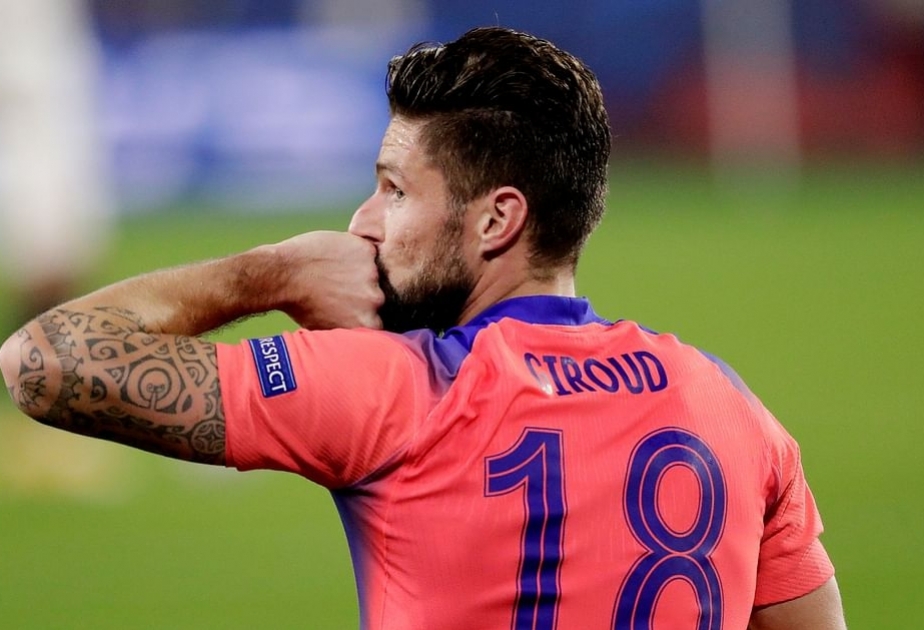Olivye Jiru UEFA Çempionlar Liqasında beşinci turun ən yaxşı futbolçusu seçilib