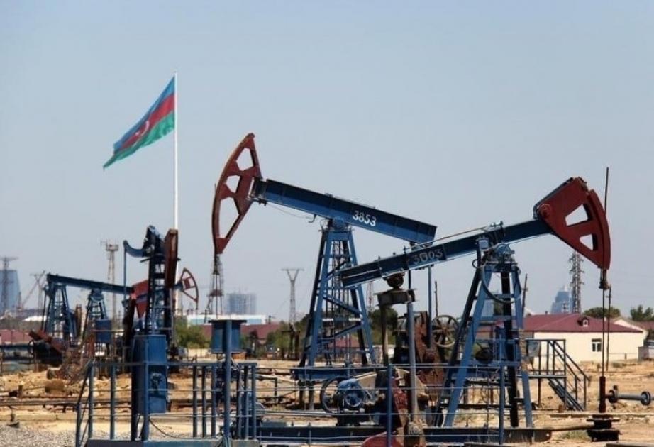 Баррель нефти «Азери Лайт» продается за 49,68 доллара