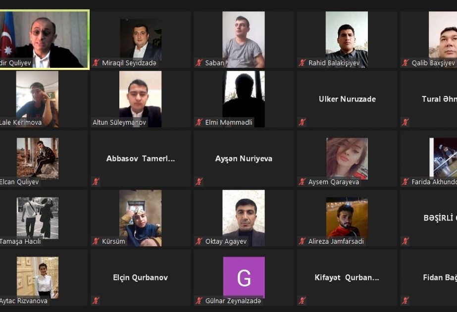 “Gənclər və idman idarələrində könüllülük təcrübəsinin təşkili” mövzusunda onlayn görüş keçirilib