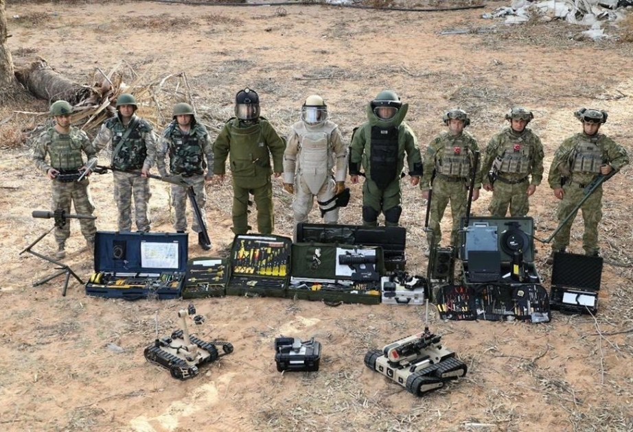 土耳其扫雷兵抵达阿塞拜疆