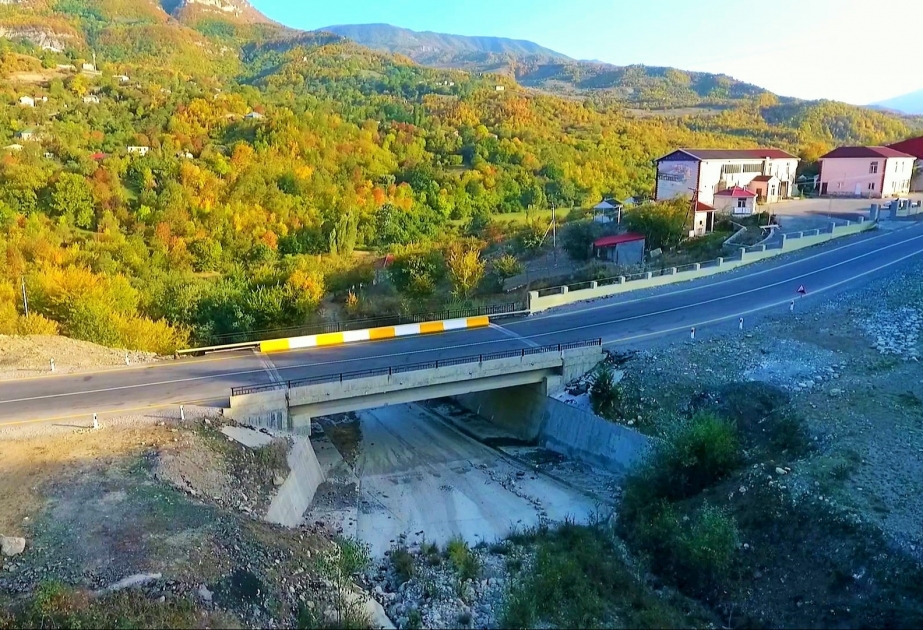 Quba-Qonaqkənd avtomobil yolu yenidən qurulub