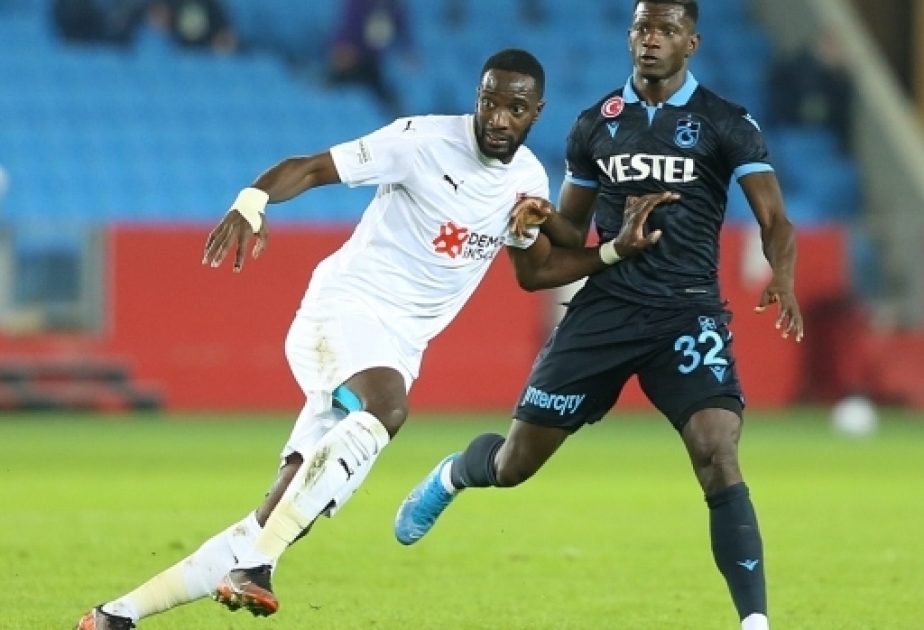 Türkiyə Superliqası: “Trabzonspor” doğma meydanda “Sivasspor”la heç-heçə edib