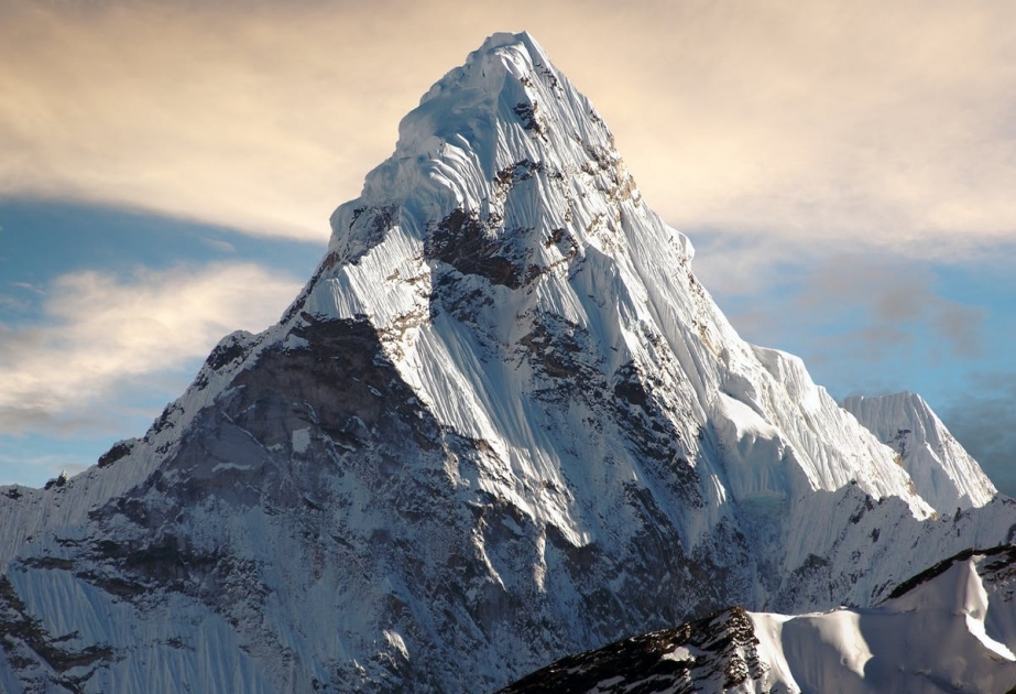 Höchster Berg der Erde ist jetzt offiziell 86 Zentimeter höher