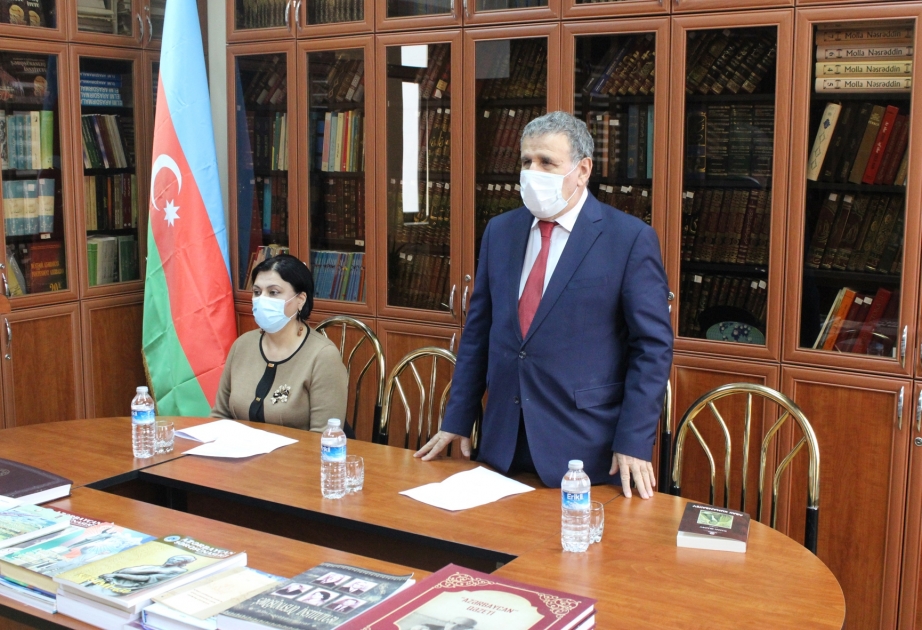 Abay Kunanbayev XIX əsr qazax modern ədəbiyyatının qurucusu və ilk realist şairidir