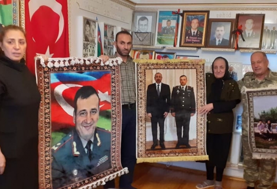 Şəhid general, “Azərbaycanın Milli Qəhrəmanı” Polad Həşimovun anası ziyarət olunub