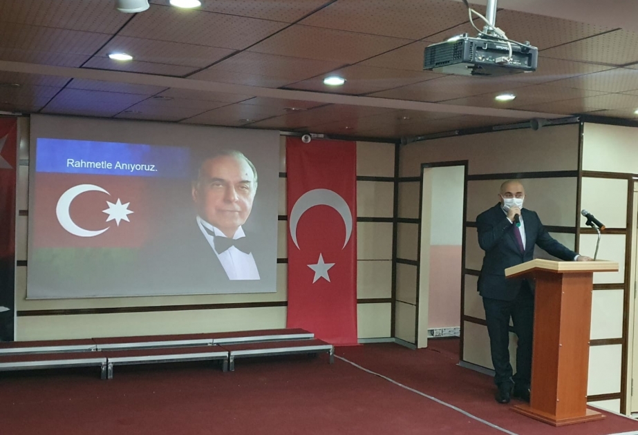 İğdırda keçirilən tədbirdə Ulu Öndərin Azərbaycan-Türkiyə münasibətlərinin möhkəmləndirilməsi istiqamətində gördüyü işlərdən danışılıb