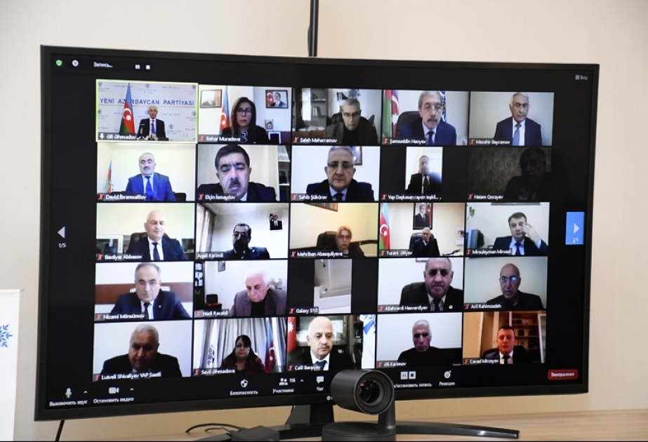 YAP İcra Katibliyində “Heydər Əliyev-müstəqil Azərbaycan dövlətinin qurucusu” mövzusunda videokonfrans keçirilib