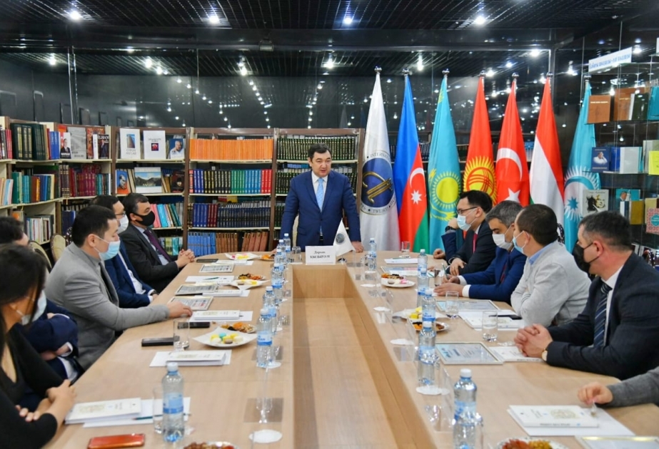 Beynəlxalq Türk Akademiyası KİV nümayəndələri ilə görüş keçirib