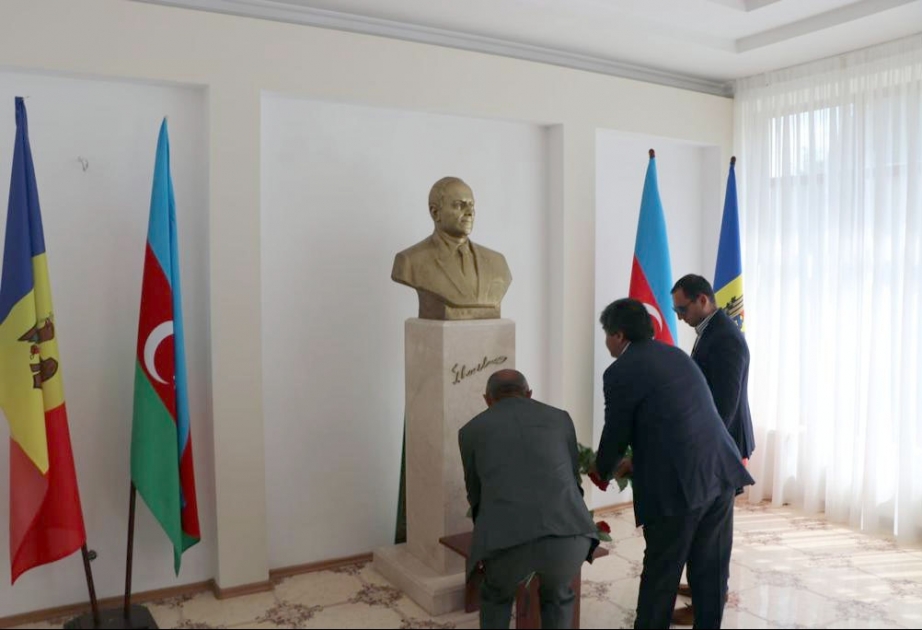 Moldovada ulu öndər Heydər Əliyevin xatirəsi anılıb